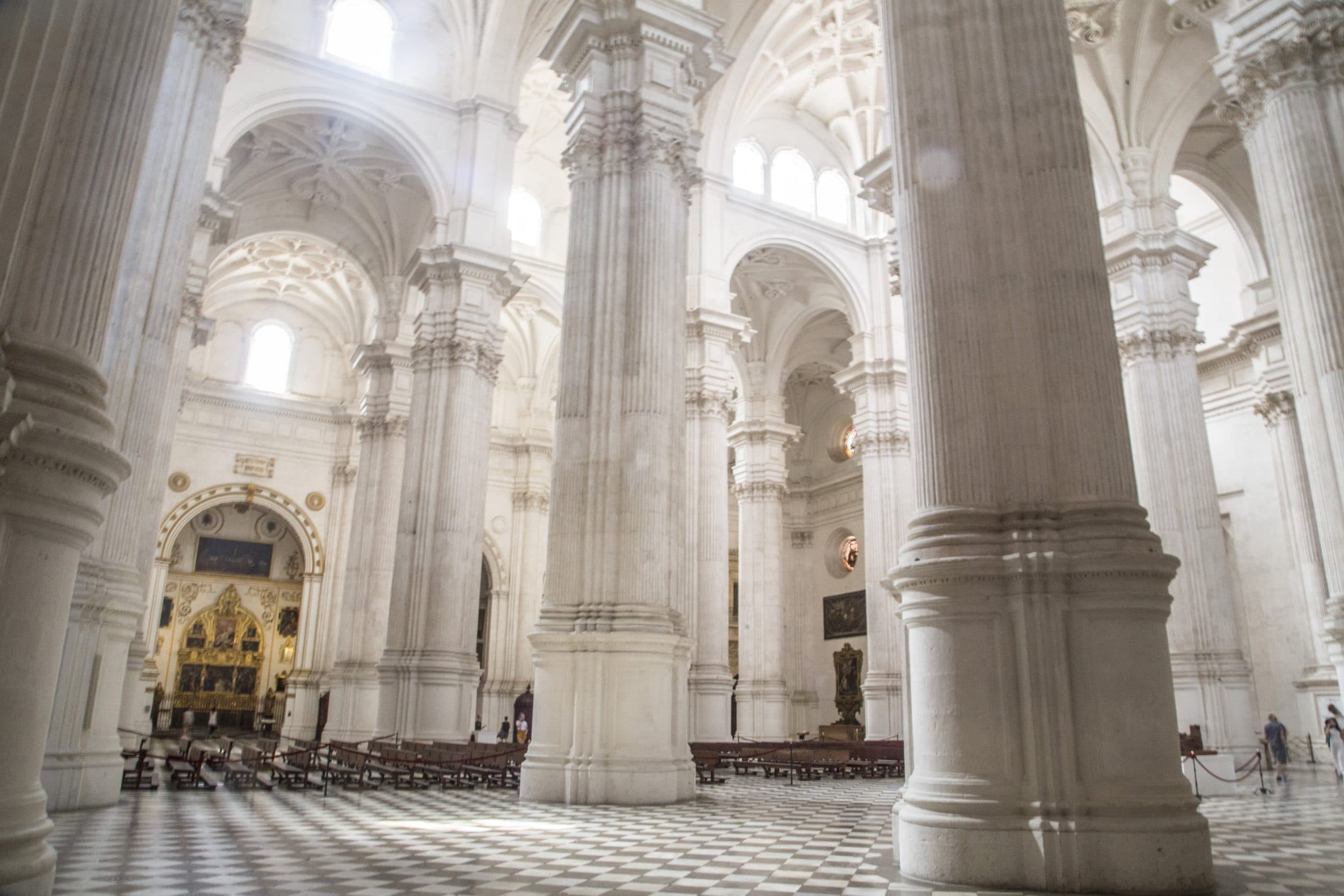 Guided tour of the Cathedral and Historical Center